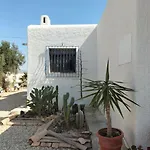 度假居 Cortijo El Ventorrillo De Agua Amarga *