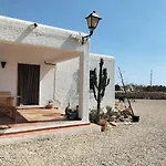 Cortijo El Ventorrillo De Agua Amarga 度假居 *