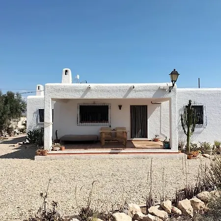 Cortijo El Ventorrillo De Agua Amarga 阿尔梅里亚