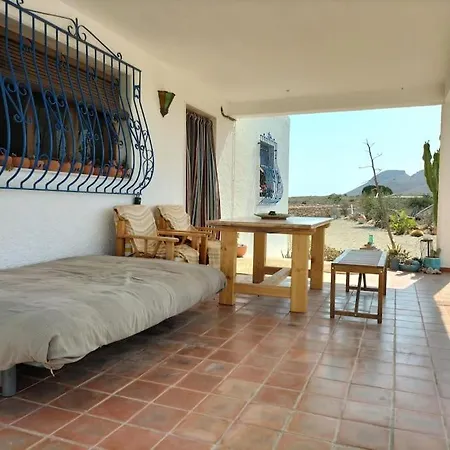 Cortijo El Ventorrillo De Agua Amarga 阿尔梅里亚